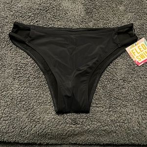 FLEO Black String Swim Bottom L